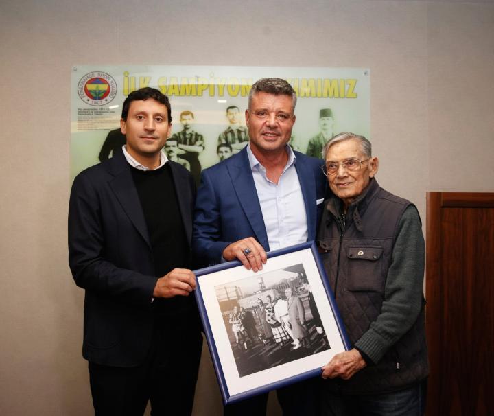 《中国微短剧行业发展白皮书（2025）》发布