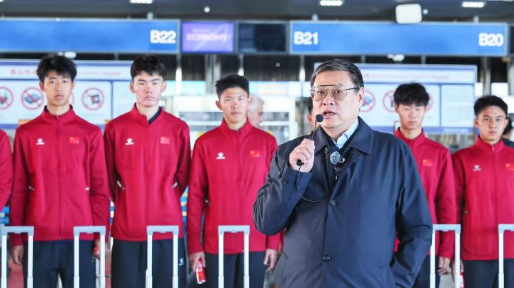 马斯切拉诺	
：上半场未能给梅西创造好机会，进球来得太晚了