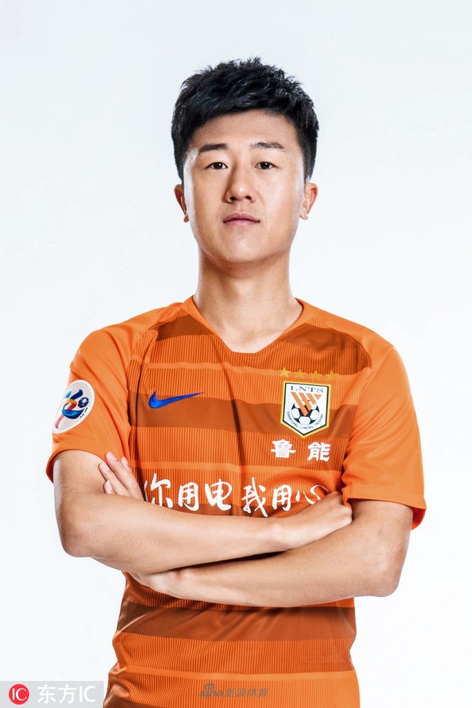 鲁能飞翼刘洋没有政策也能出场,骚气过人 中柱回击所有质疑