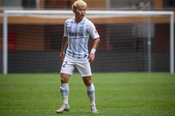 易边再战,广州富力许正伟,耿泰立和黎宇扬被换下,黄梓豪,李明和何子霖