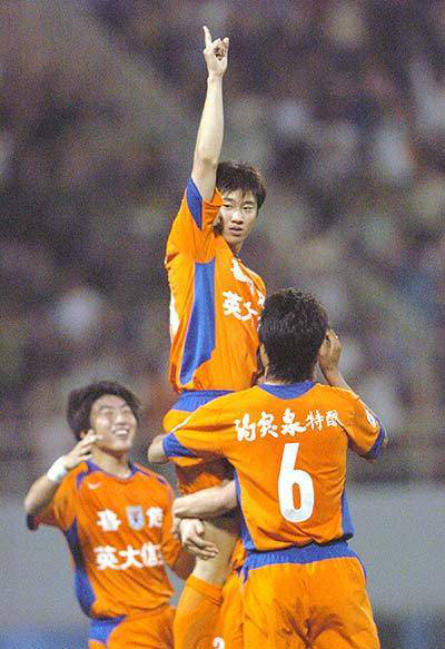 回忆本土进攻群的巅峰作2006年鲁能13连胜全纪录