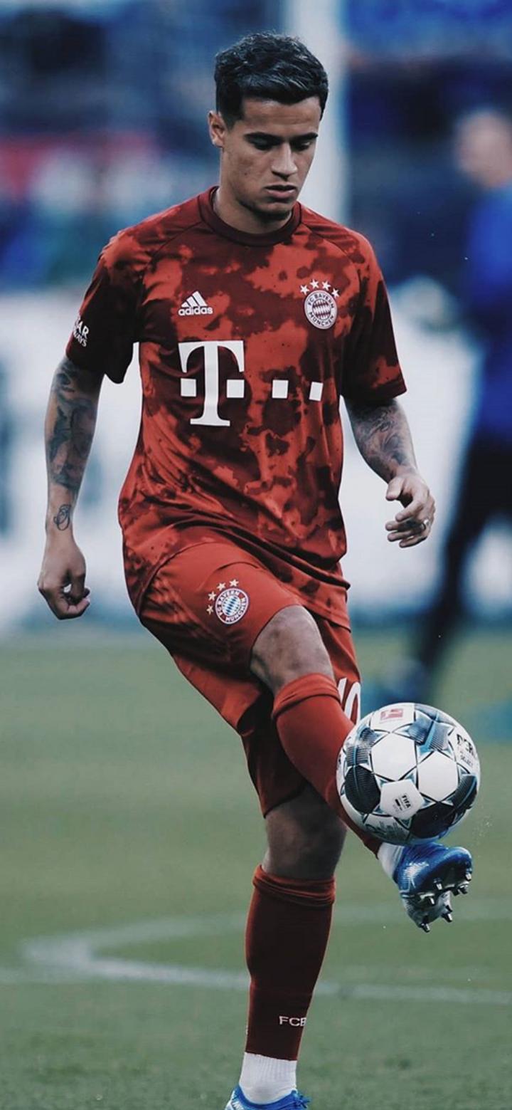 侠世壁纸:德甲拜仁慕尼黑菲利佩库蒂尼奥手机壁纸第一期