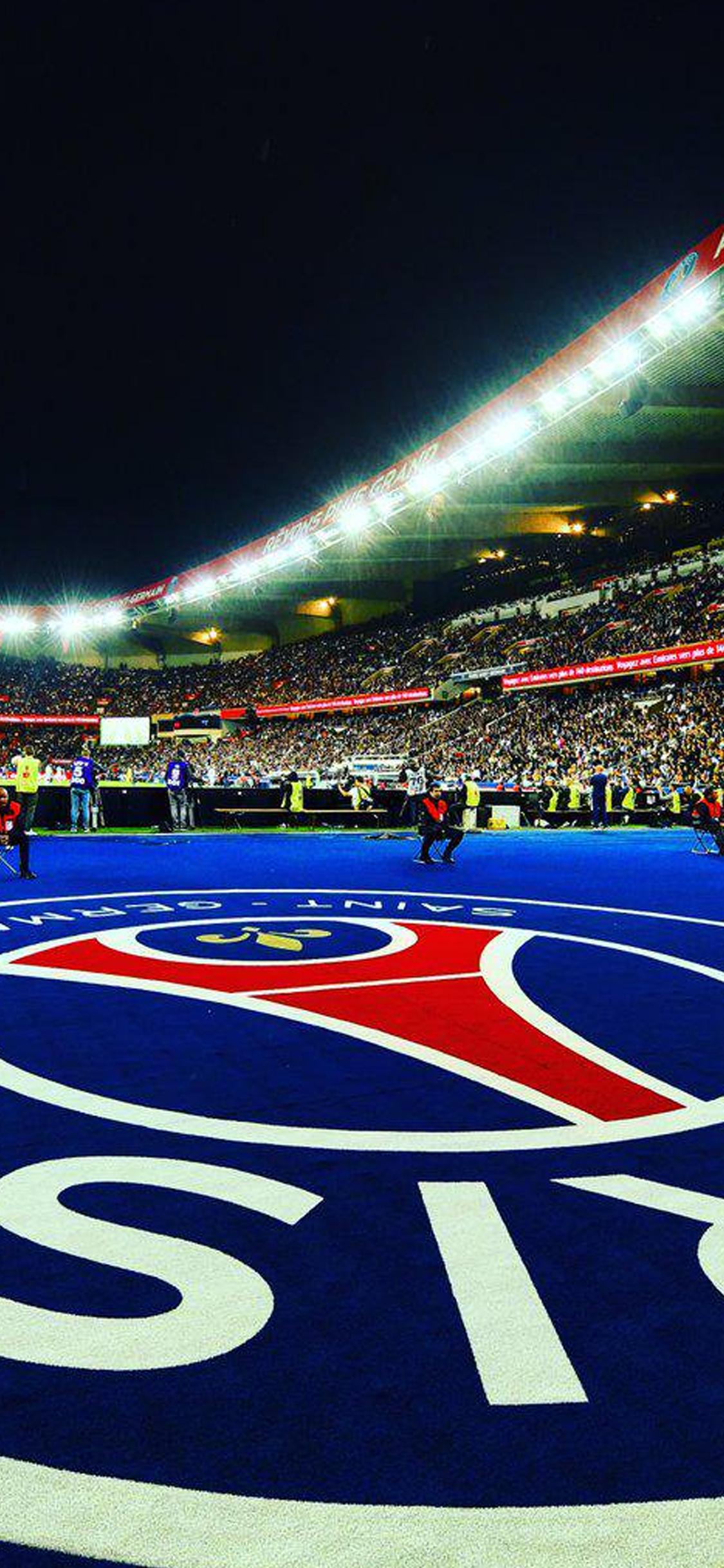 侠世壁纸:法甲巴黎圣日耳曼主场王子公园体育场壁纸第一期