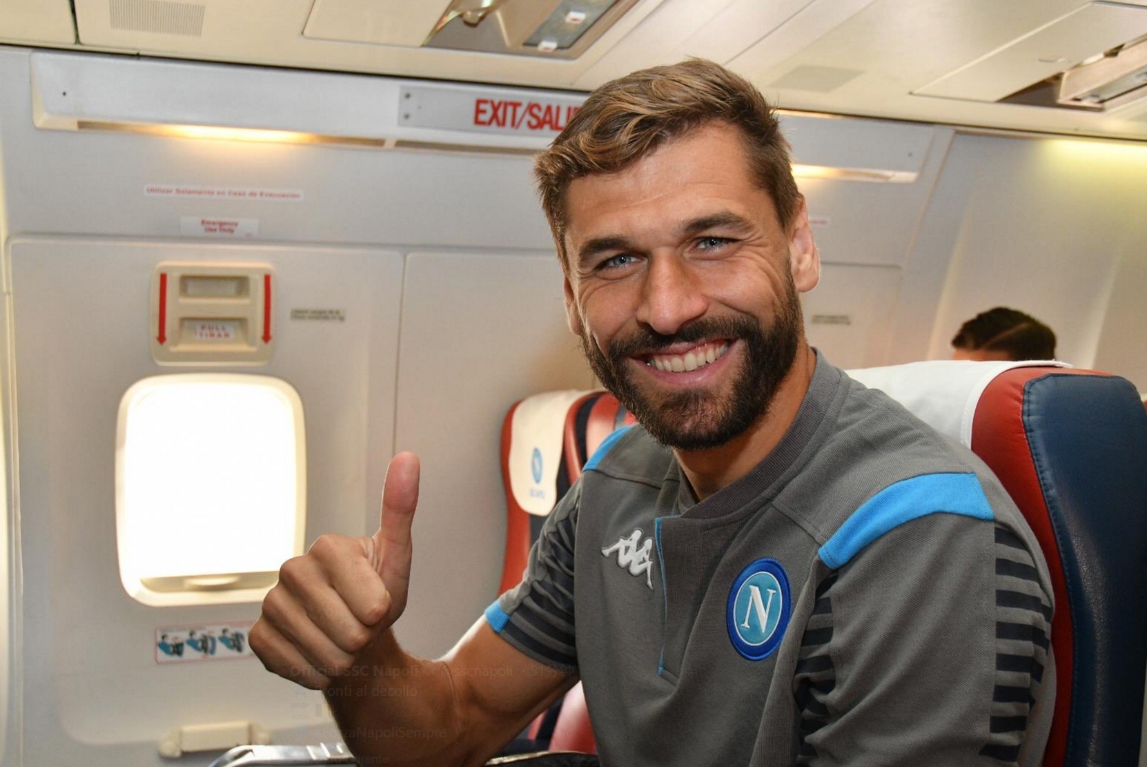 那不勒斯球员大名单:阿兰,卡列洪,迪洛伦佐,埃尔马斯,法比安,加埃塔诺