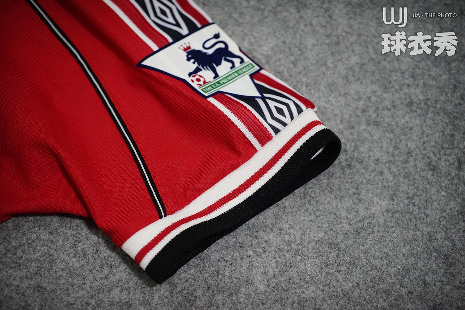 曼联19982000主场球迷版球衣