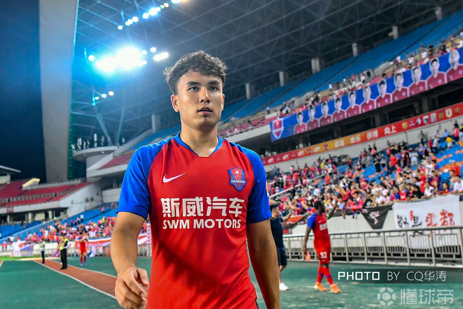 凭借在重庆斯威近期的出色表现新疆小伙迪力穆拉提