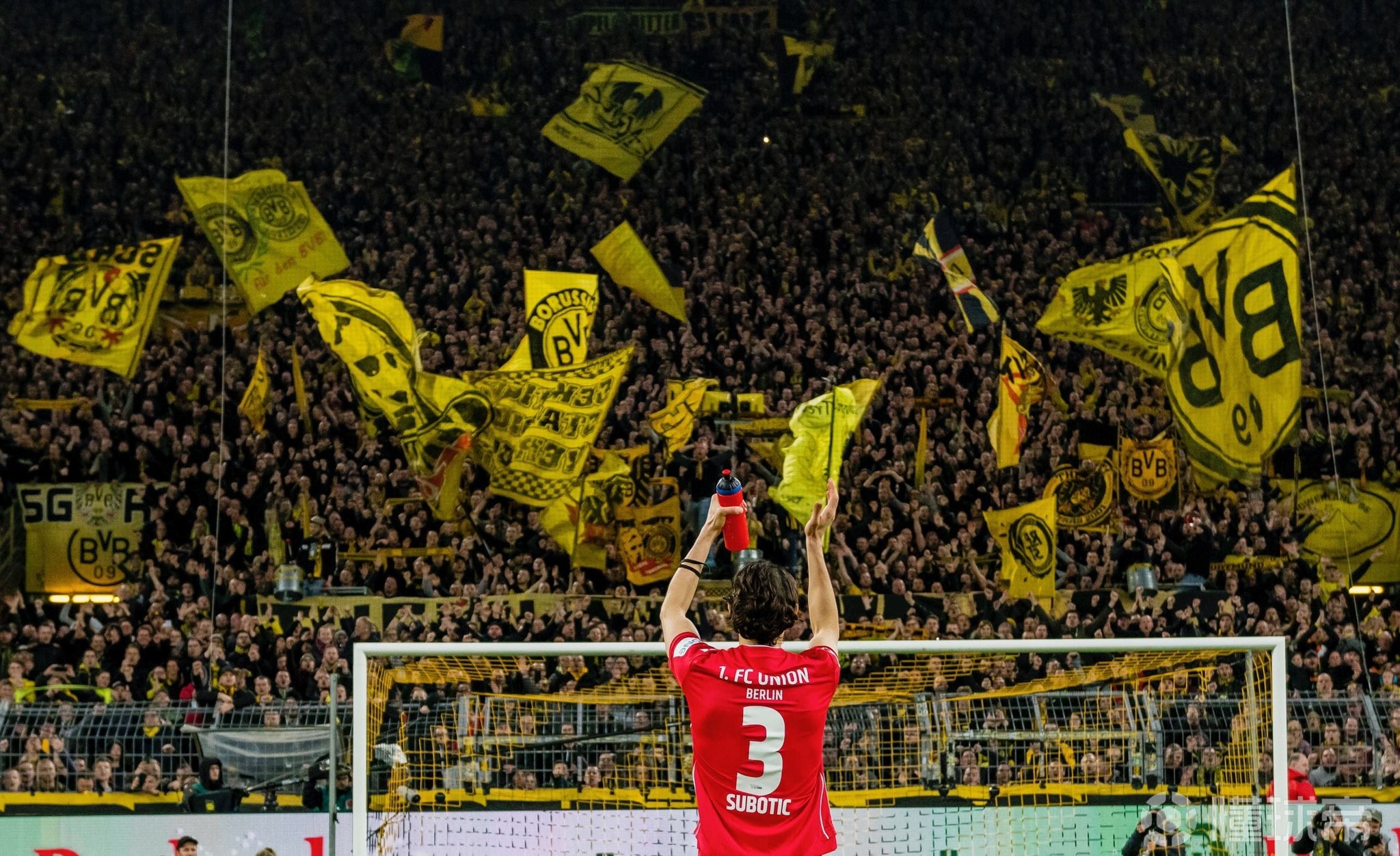 苏博蒂奇我将继续是多特蒙德的一员南看台的时刻太美妙了