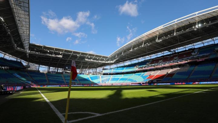 莱比锡主管我们之后要到主场训练来模拟空场比赛