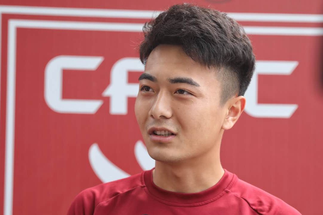 河北华夏幸福小将张威春季大练兵是对意志的锻炼