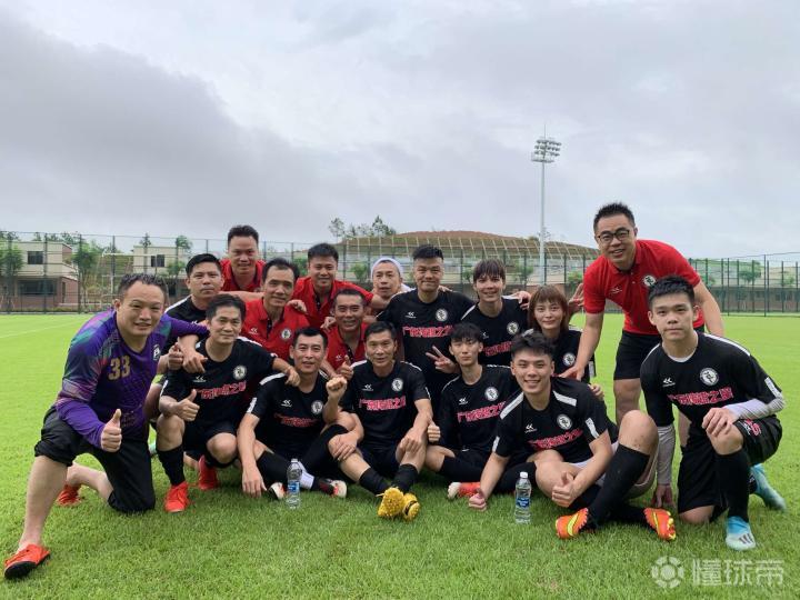 广东传媒之星足球队在五华足球小镇挑战梅州客家俱乐