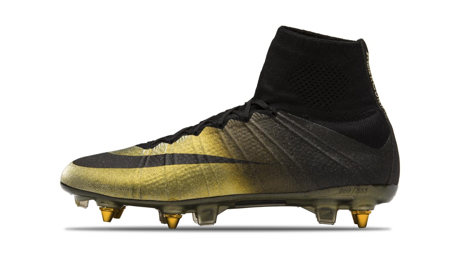 这双由耐克打造的mercurial superfly iv cr7限量战靴仅在全球发售333