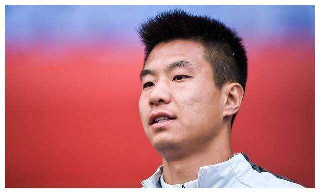 谁是大连的中坚力量?传奇门将退役 做青训为足球城培养人才