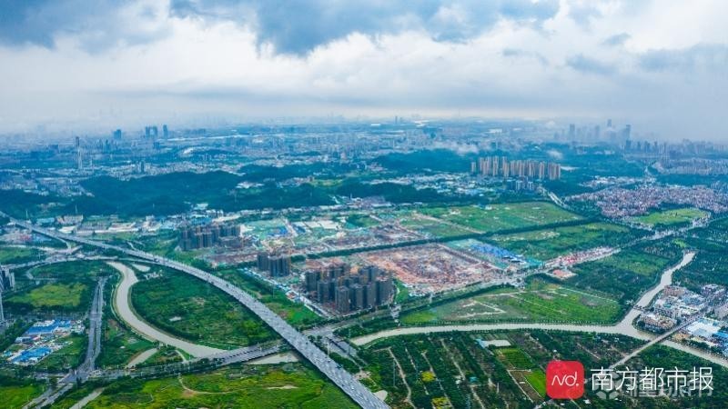 恒大新球场进度塔吊陆续进场22年投入使用可容纳十万人