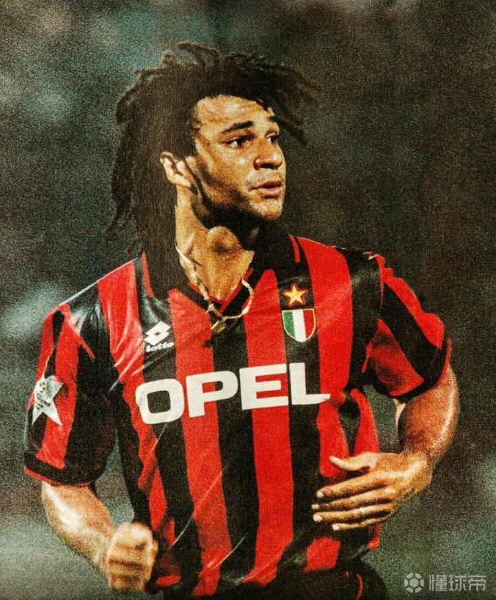 古利特发文:新赛季从今天开始,祝米兰好运|ac米兰|古利特|懂球帝