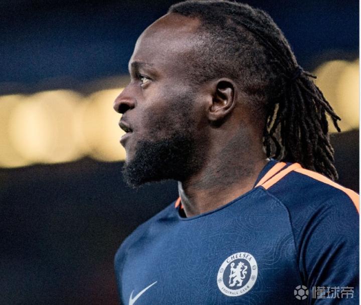 效力于土超费内巴切和意甲国际米兰俱乐部,上赛季他共为国米出场20次