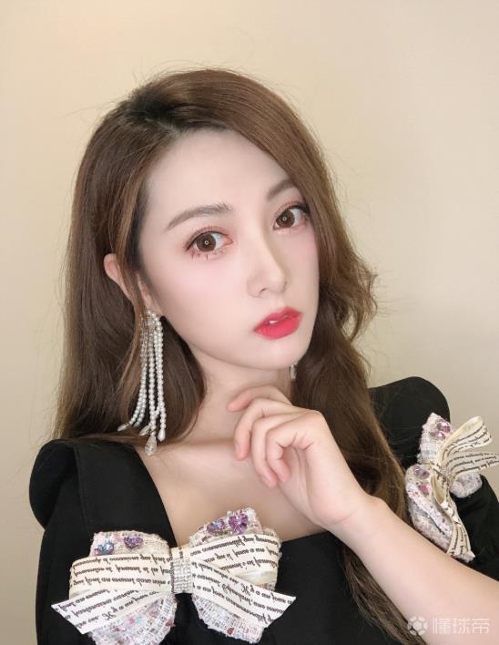 刘畅,一个美丽的软妹子.体育女解说,女主播.目前.|懂球帝