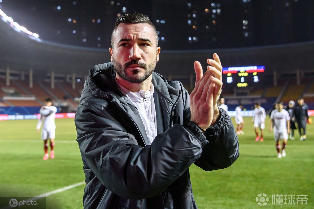 青岛媒体:乌尔维斯塔德已经抵达中国,鸭梨则将在周五返回