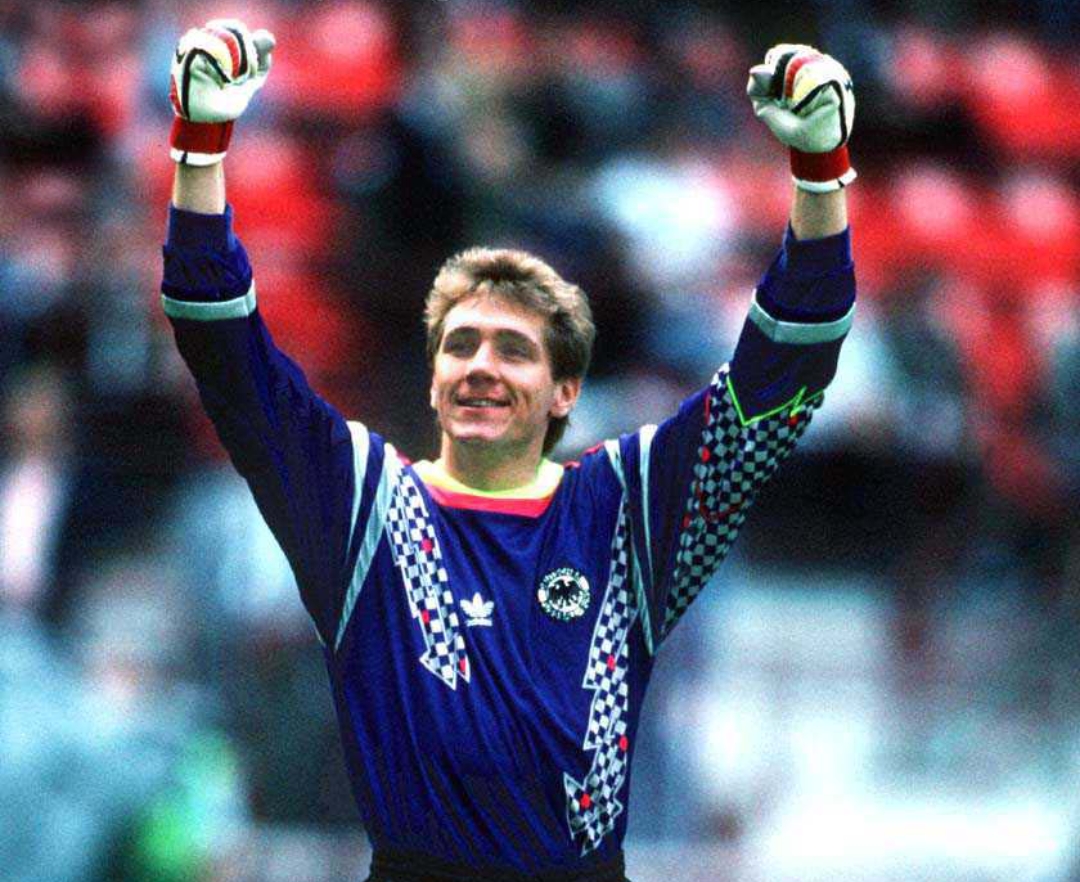 欧洲门将也不遑多让,无论是世界冠军伊尔格纳还是拜亚,希曼,舒梅切尔.