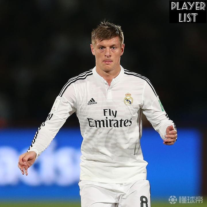 2014-2015赛季的皇马中场球员赫迪拉,克罗.