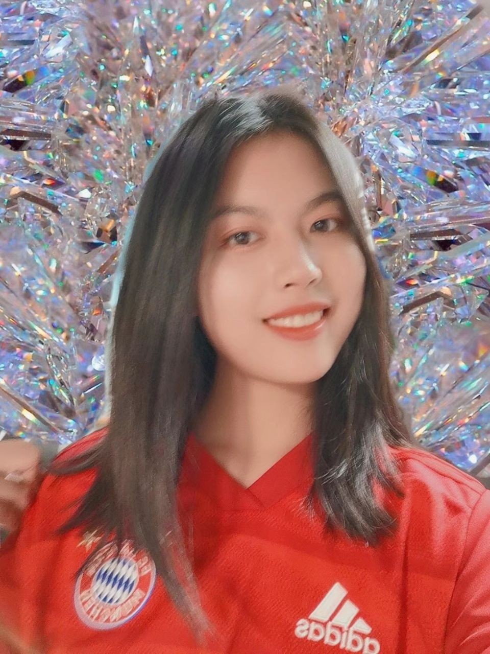 女球迷采访因足球回家爱上拜仁小新是她最爱的球星