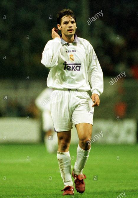 1998年世界杯,莫伦特斯参加了巴拉圭以及保加利亚的两场小组赛,在6比1