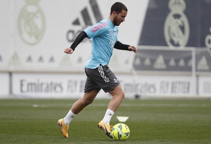 皇马官方:阿扎尔右侧腰大肌受伤