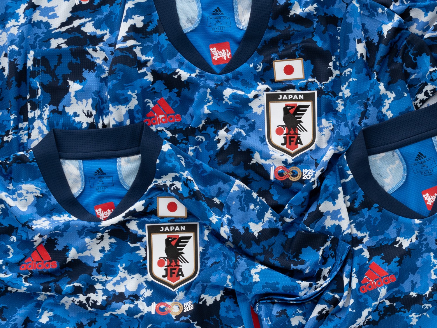 日本足协发布成立百年纪念徽章