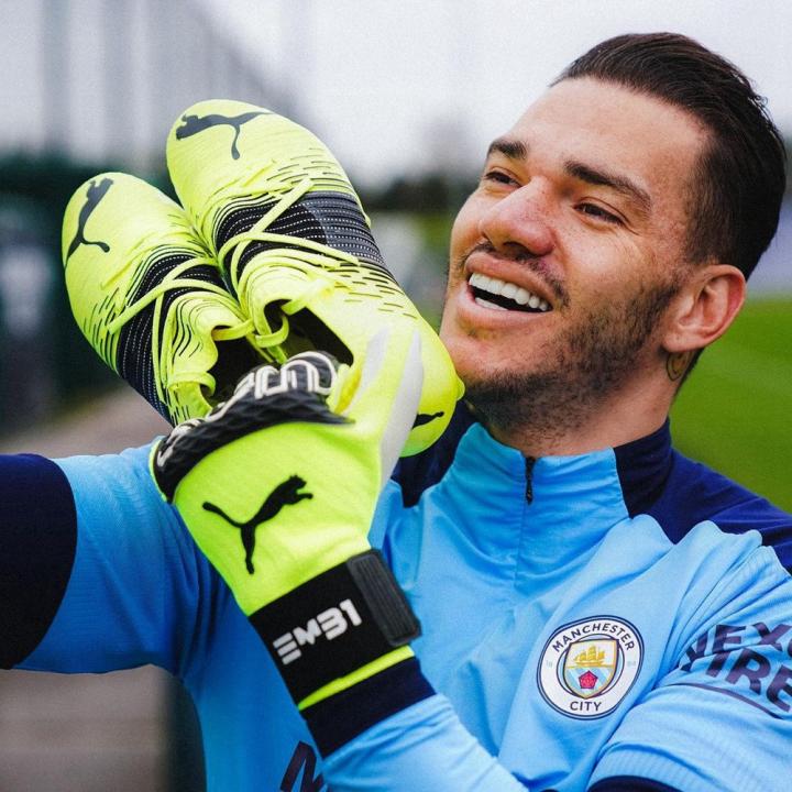 曼城球员埃德松正式成为puma签约球员|曼城|埃德森-莫赖斯|懂球帝