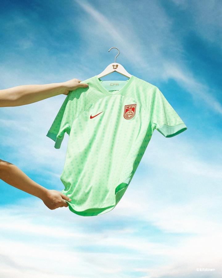 主场不变的中国红中国国家队202324赛季全新球衣谍照放出