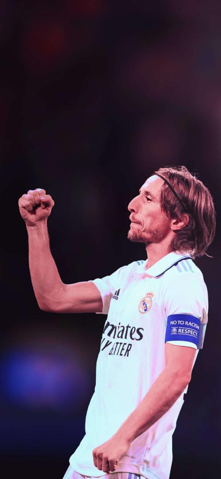 皇马壁纸第十期莫德里奇特刊就压着打红