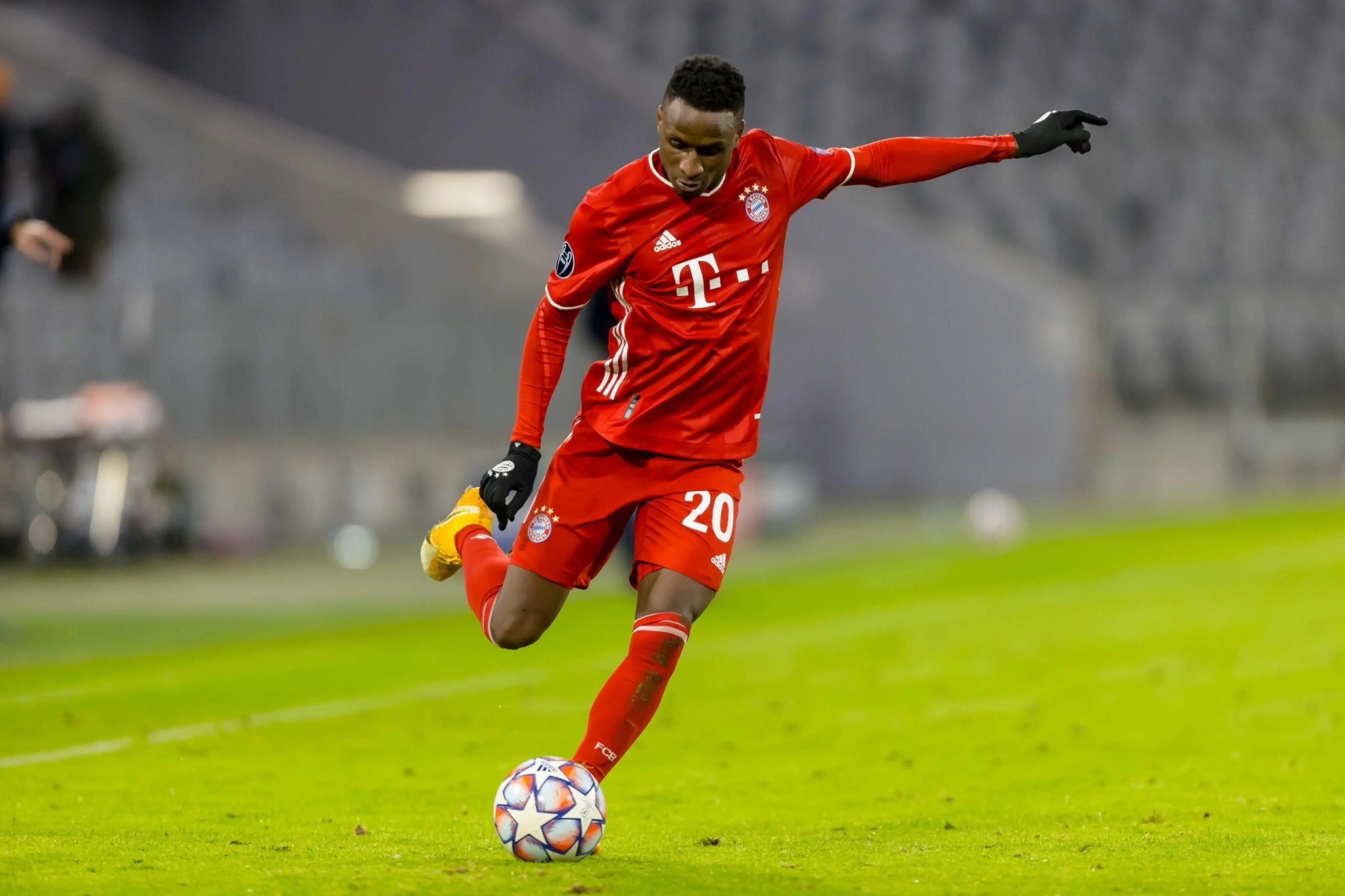 法媒:马赛可能会考虑低价签回拜仁边卫萨尔