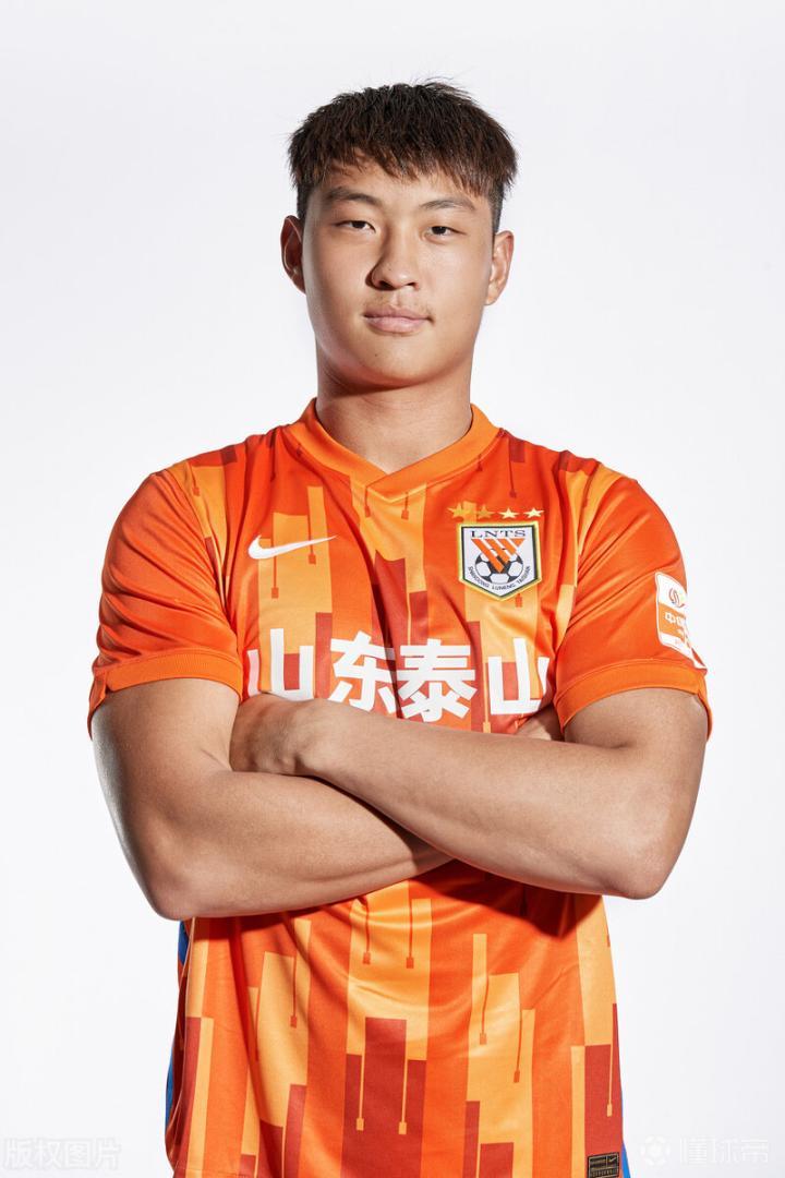 山东泰山队2021赛季定妆照出炉!你最想pi.