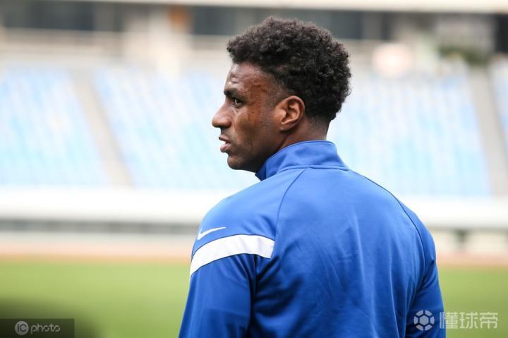 体坛:穆里奇成为沧州雄狮队长,第二队长人选竞争激烈