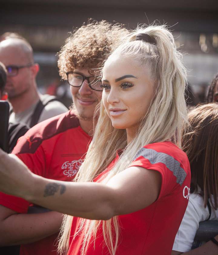 24岁的瑞士女足国脚阿丽莎莱曼alisha