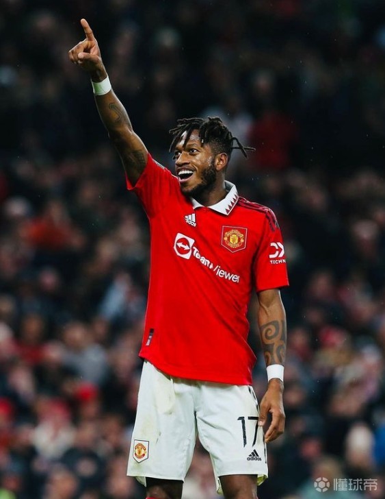 曼联球员弗雷德赛后庆祝胜利:为温布利做好准备