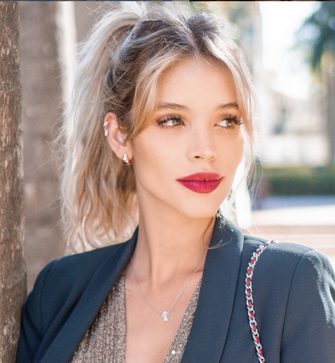 君子好逑巴西球星卡卡现任妻子之卡罗琳娜