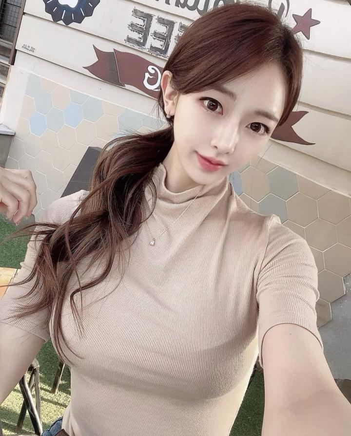 韩国房地产顶级美女