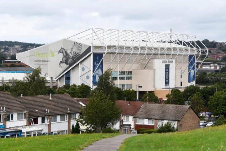 利兹联老板抵押主场换取贷款收购桑普,并嘲讽记者消息源不行