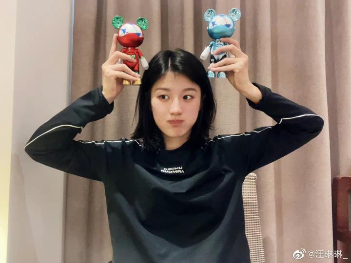 其实都可爱,汪琳琳晒星际熊世界杯主题手办:超可爱|中国女足|汪琳琳