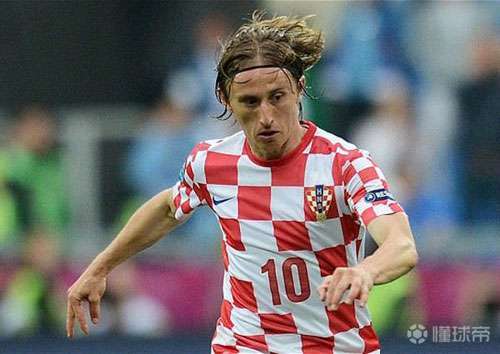 本届欧洲杯的10号球员们因西涅意大利扎卡