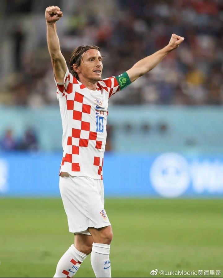 是克罗地亚队长是37岁的老将莫德里奇是克罗地亚主.