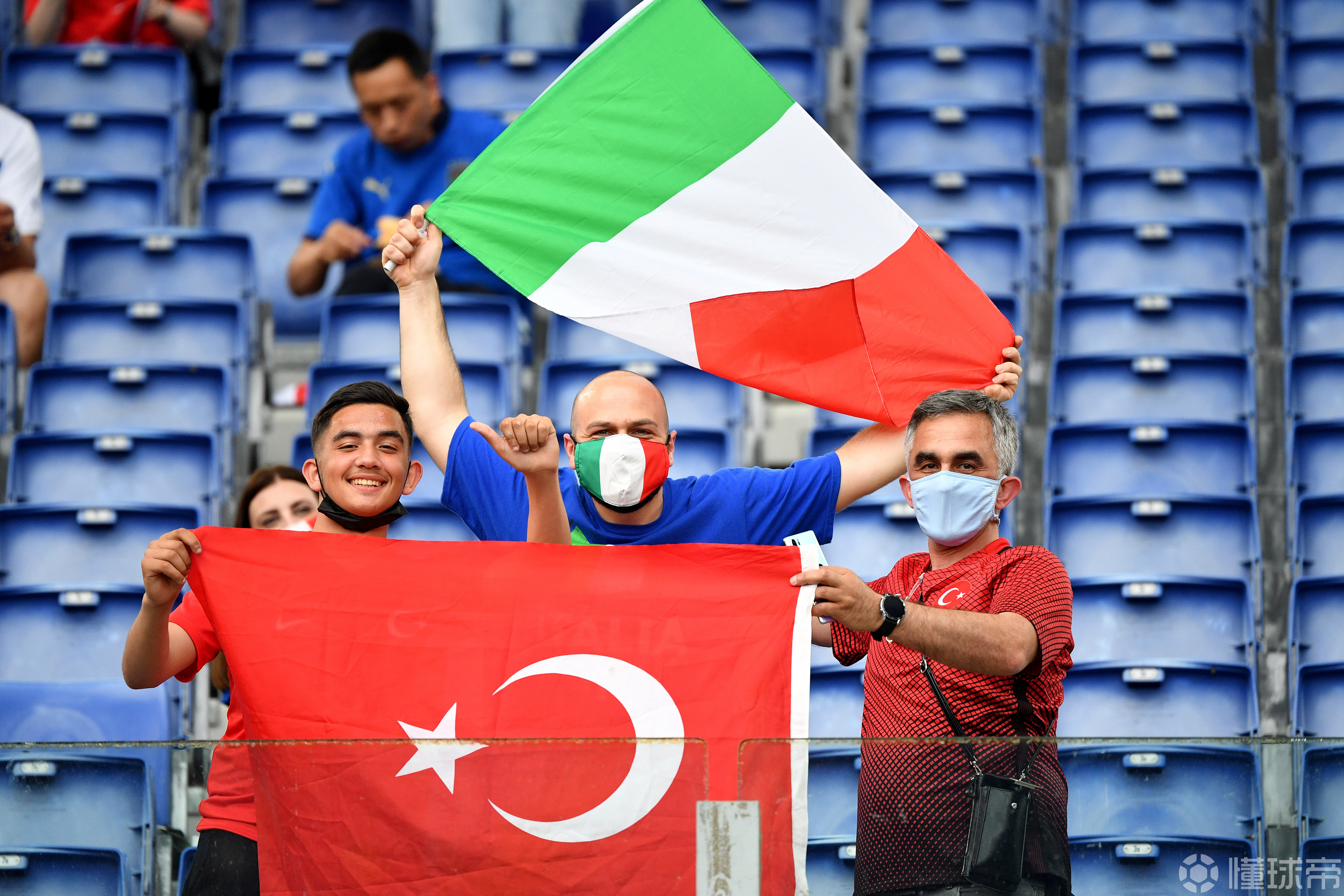 意大利和土耳其过往大赛只交手1次2000年欧洲杯前者21取胜