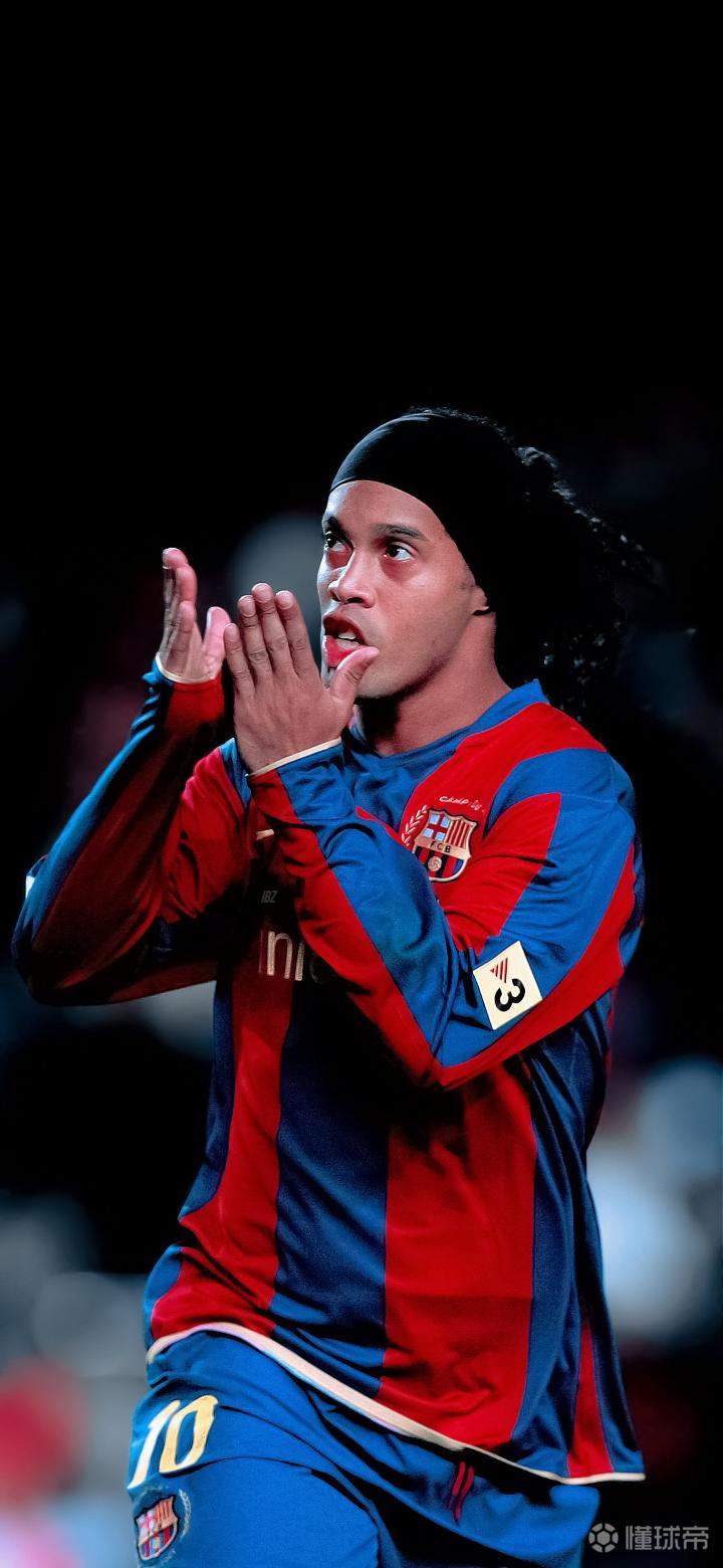 巴萨传奇罗纳尔迪尼奥!壁纸合集 竖屏|巴塞罗那|罗纳尔迪尼奥|懂球帝