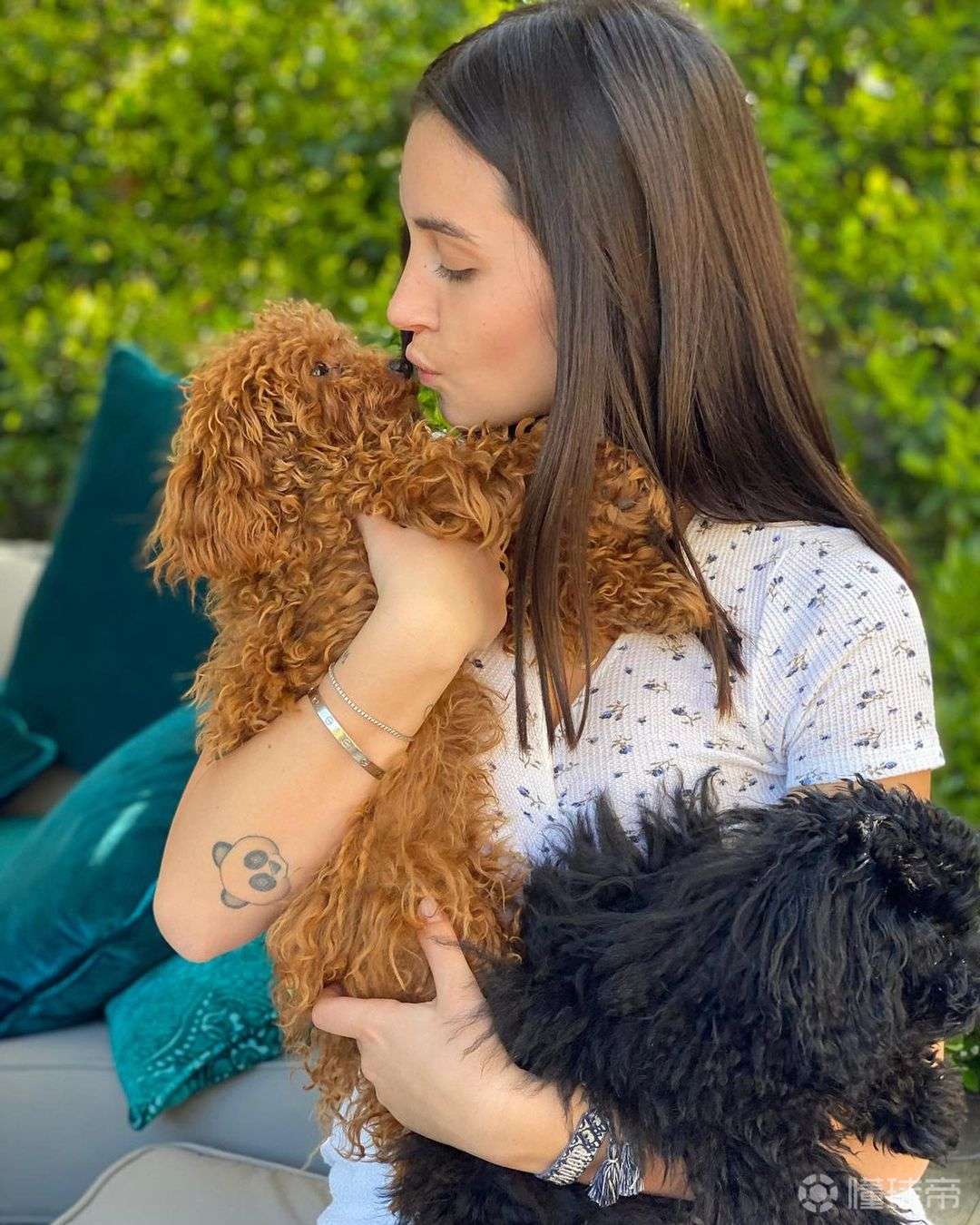 小基耶萨和女友贝内黛塔今晚给我冲鸭