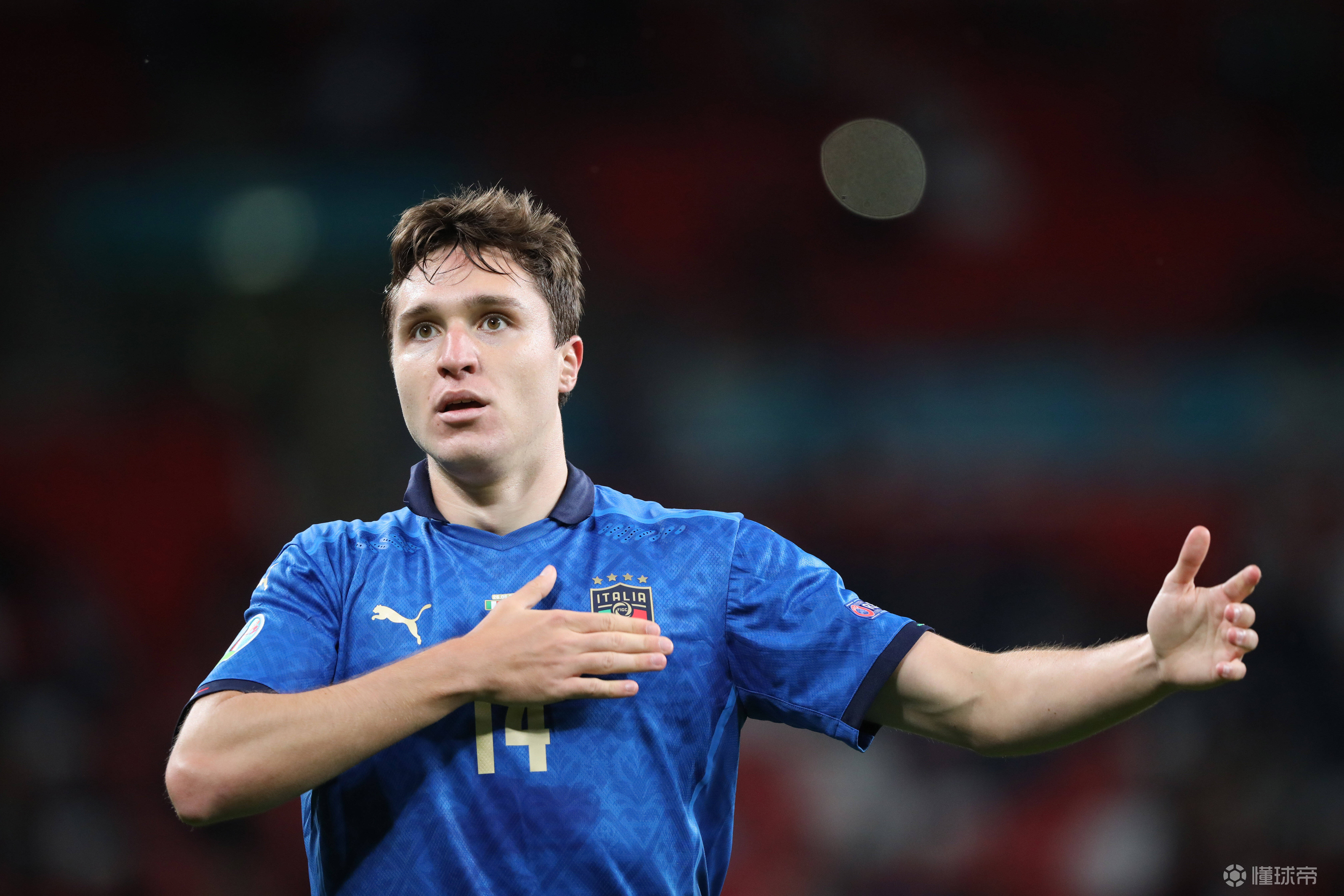 记者博努奇基耶利尼和基耶萨都将首发出战比利时