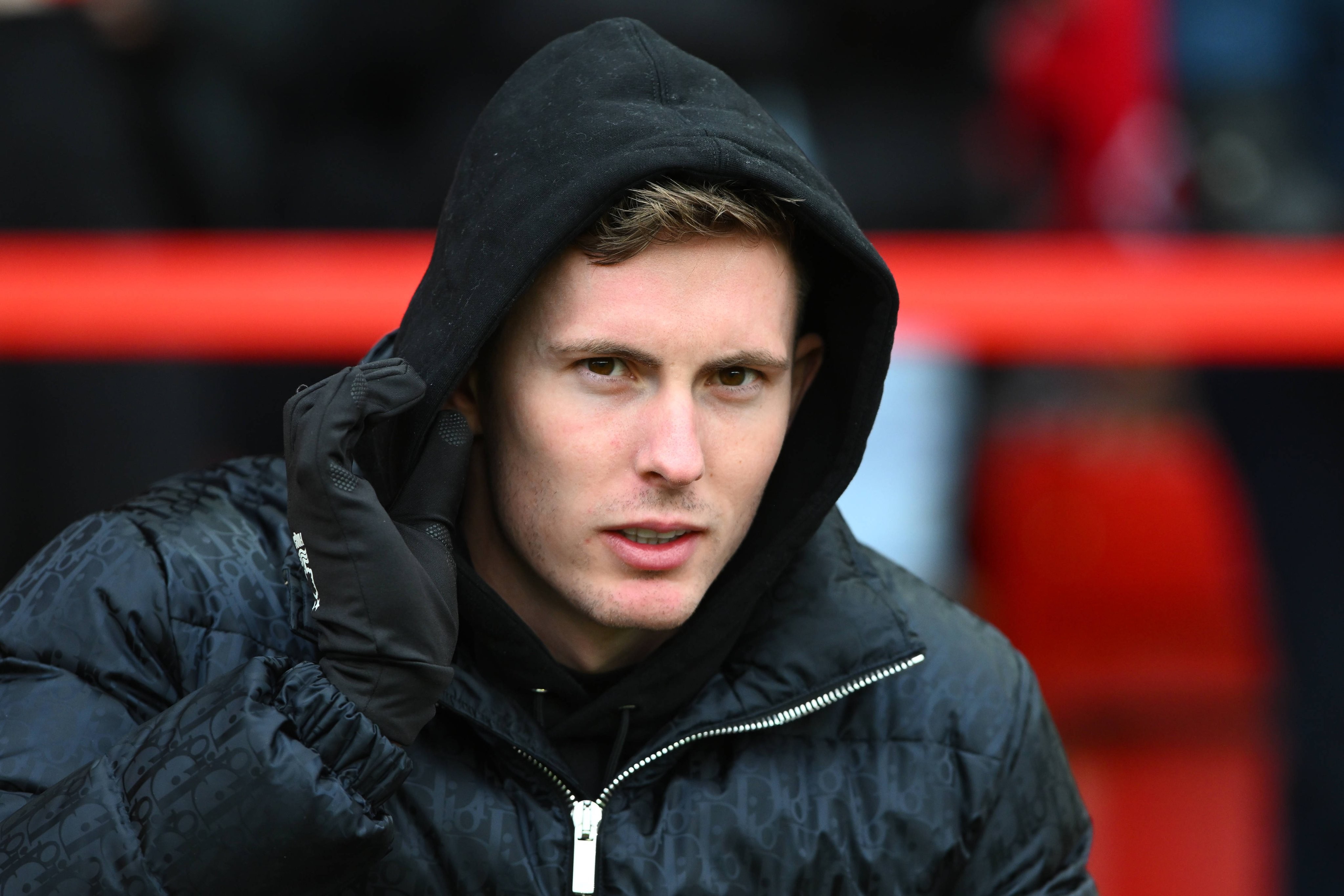 天空曼联门将亨德森已完成水晶宫的体检费用约2000万镑