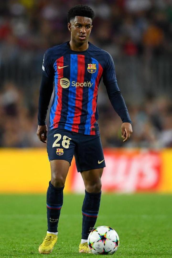 巴萨和巴尔德达成协议双方续约至2027年违约