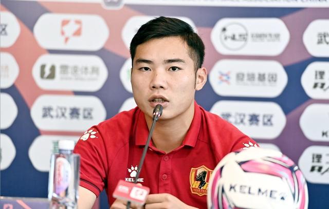 乐山球王漂泊数栽终将归乡 虎将补齐蓉城最缺位置|贵州|闵俊麟|光州