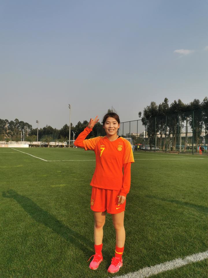 沈梦露加盟葡萄牙豪门已抵达俱乐部完成体检