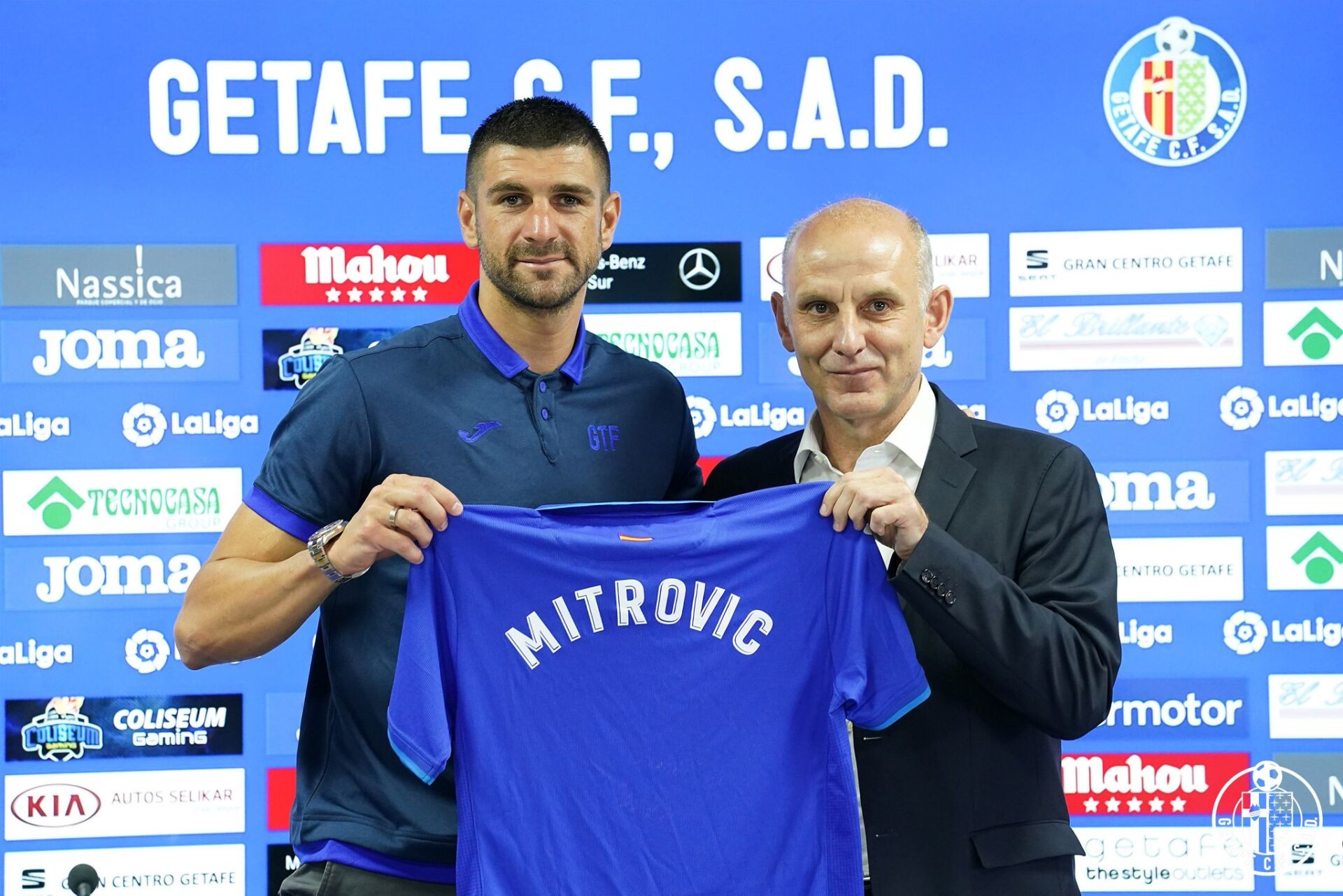 米特罗维奇：我保证下次参加发布会的时候就试着说西班牙语